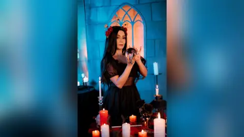 MonicaBedoya — Hex👺