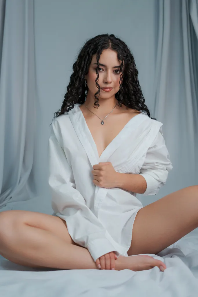 YoungSerena — Streamate Photos