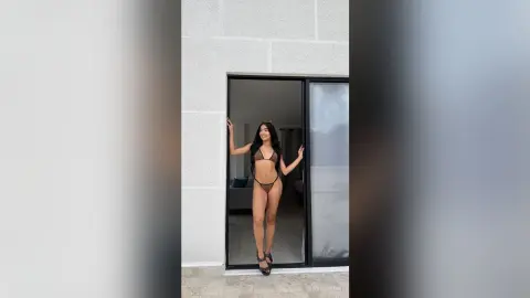 EllieCarter — Daily life.. catwalk…flashes!!