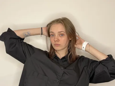 SunniBanderas cam model