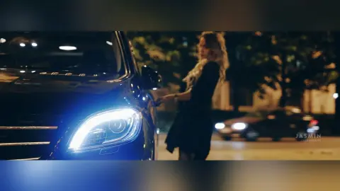 CarolineMayer — Walk in the night