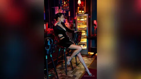 AshleyWelse — Temptress in disguise
