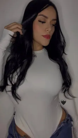 EmaBenson — Streamate Photos