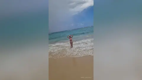 ArnellaDuvale — Vacay mood
