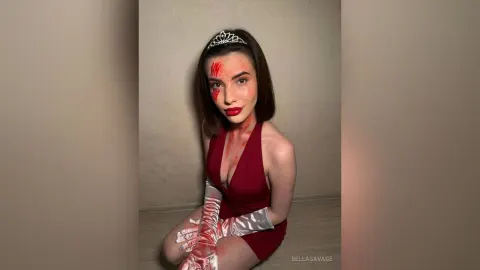 BellaSavage — Halloween Prom Queen👑