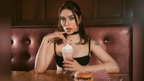 AliceBelov — Join me for dinner.