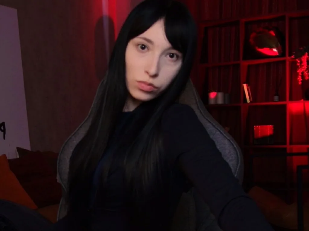 SeraphineSparda — live cam