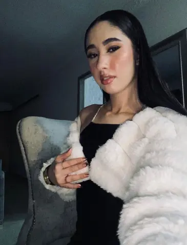 EmilyVeil — Streamate Photos