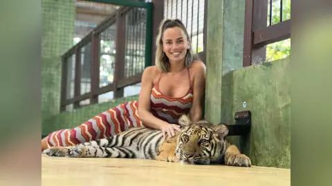 RachelVixen — Cute little cat🐅