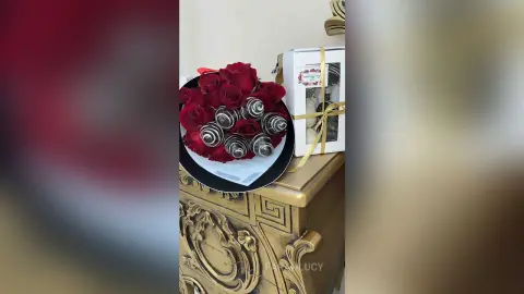 FarahLucy — 💝🌹🎉🎊🎁