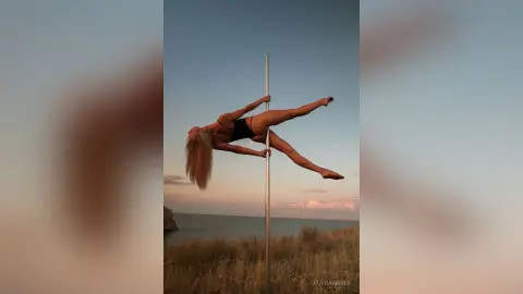 FloraAmber — ❤️❤️❤️❤️