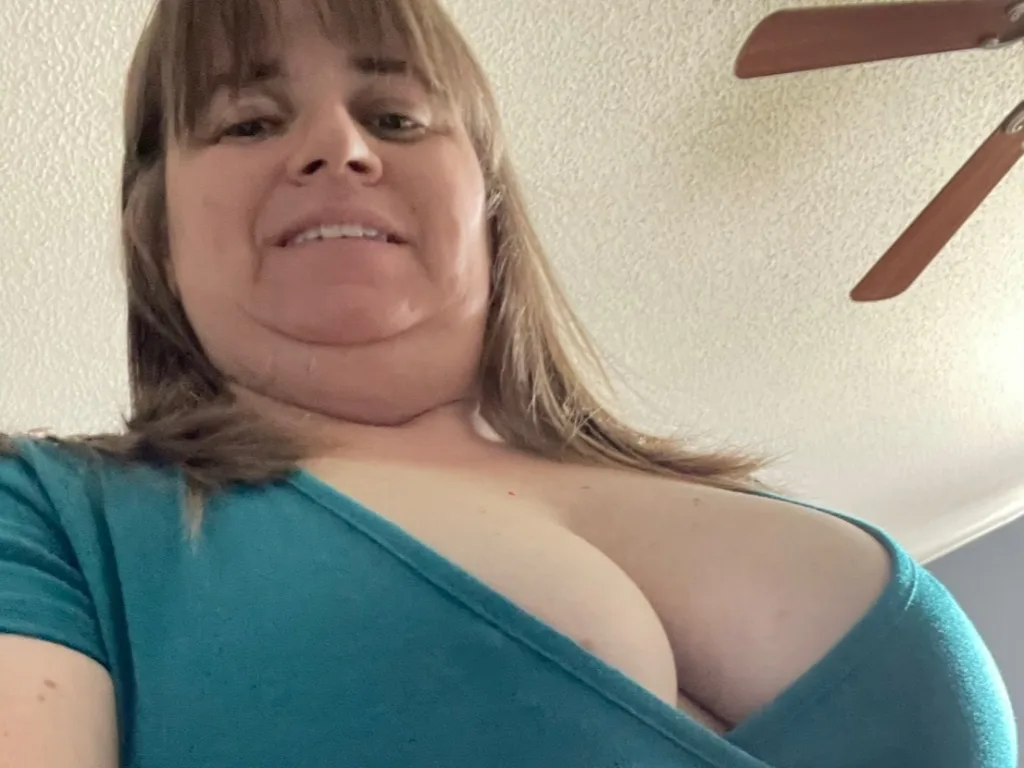 LovleyLadyFlaccid — Streamate Photos