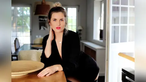 Kendall — Sexy suit ღ