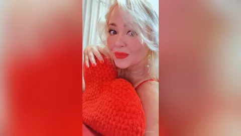 LoriAbbe — Journey to Enjoyment with Lori 💋