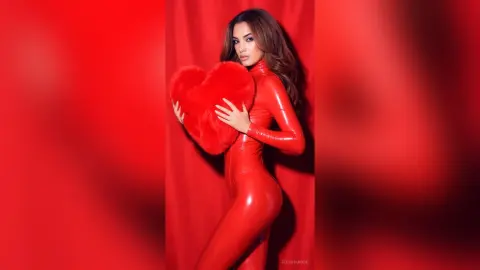FelishaRose — Hot