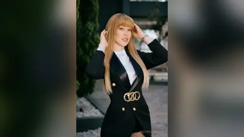 AntonellaBosch — Bussines lover!