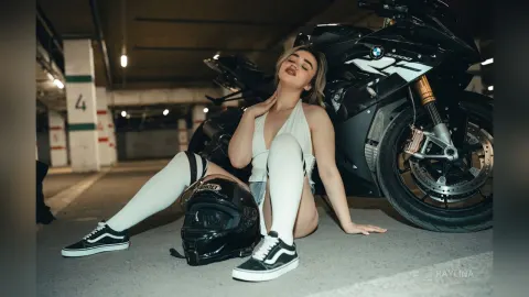 RayLina — Do you want to go for a ride together?