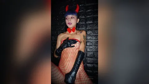 ThiaraTaylor — LITTLE DEVIL