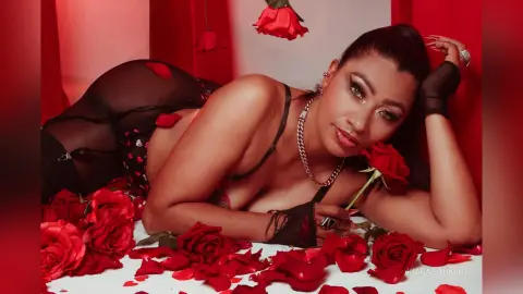 KiaraParker — .