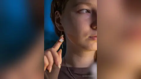 MadgeRemerez — Check my earrings