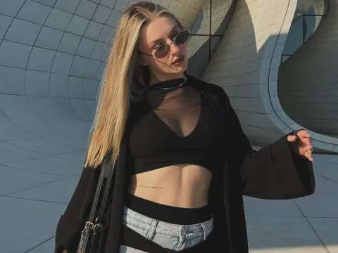SuzieGlimp cam model