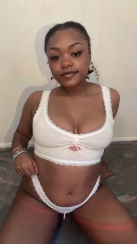 MyAngelBabi — Streamate Photos