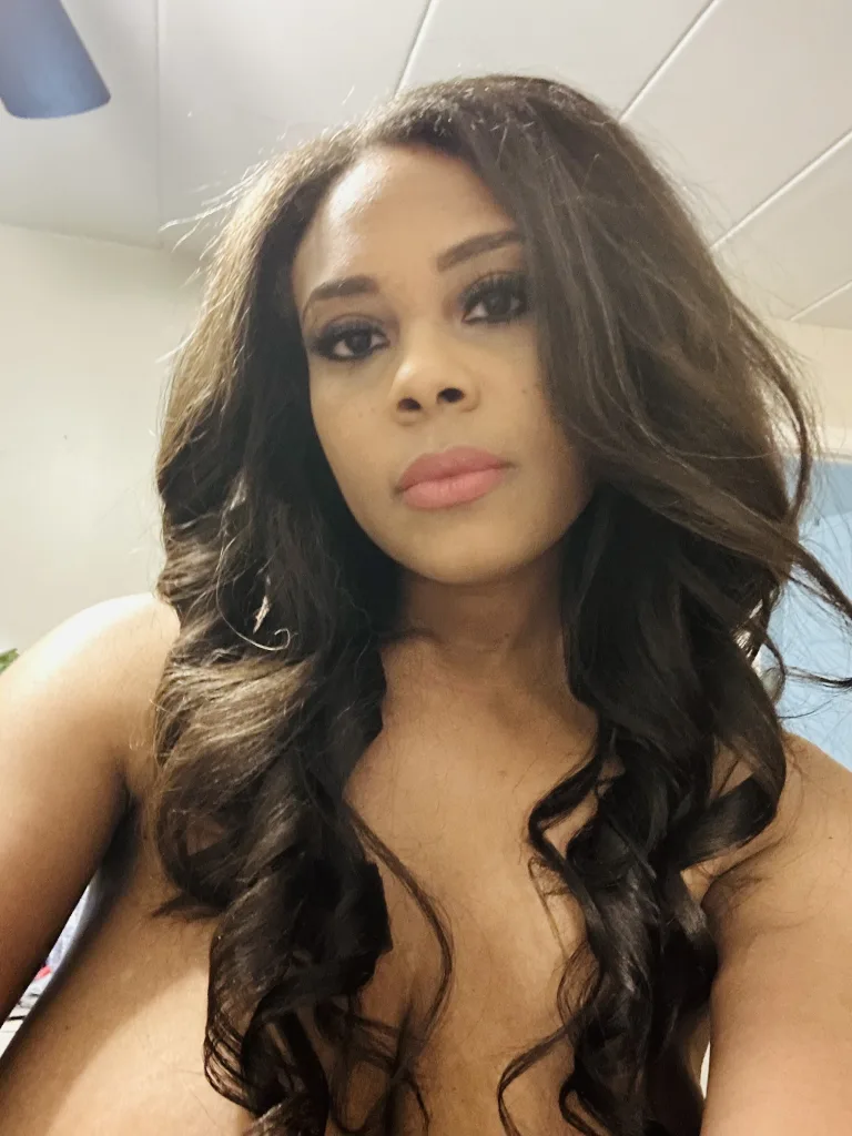 CambriaCam19 — Streamate Photos
