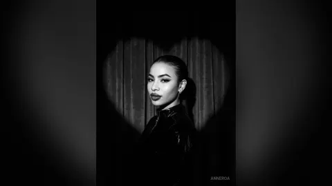 AnneRoa — **