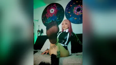 AkiraNishimura — Nylonnn feet 