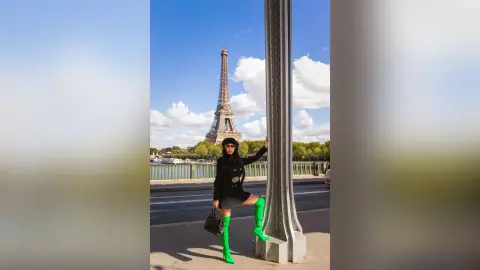 EstefaniaBrown — Paris ♥