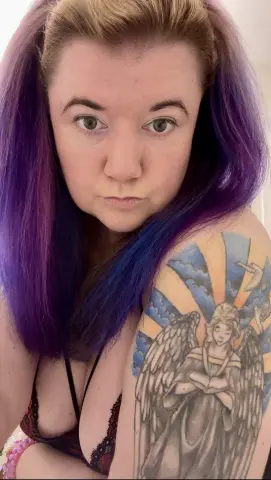 CrystalRivers33 — Streamate Photos