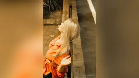 EstellaLugabihl — orange :3