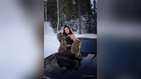 KarynVenegas — Love