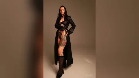 LilyAspen — glory hole