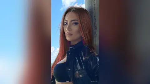 MiaLucy — Sexy ME!