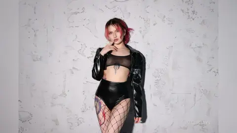 MilaDelays — play me right