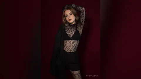 MaryFlower — You'll be hooked by this Gothic