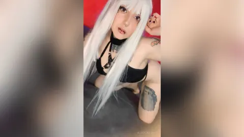 AlliceCalloway — White hair… I’m your pretty goodness 