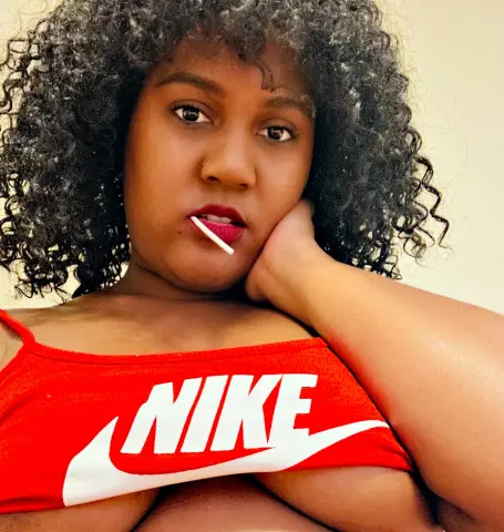 NikolePlays — Streamate Photos