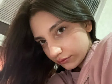 BetseyRognstad cam model