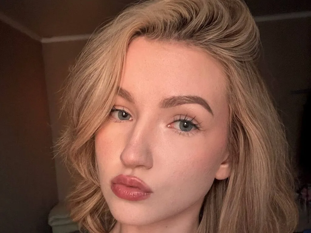 AmyConnelly — live cam