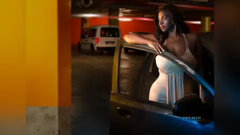 NahomyBrown — Sexy