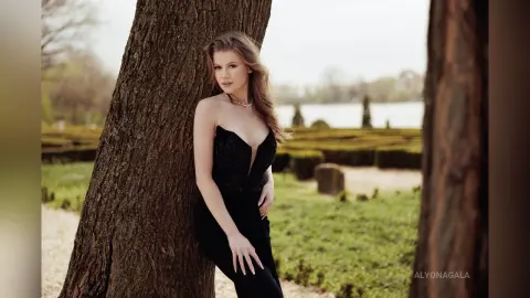 Alyona — Princess of The Castle