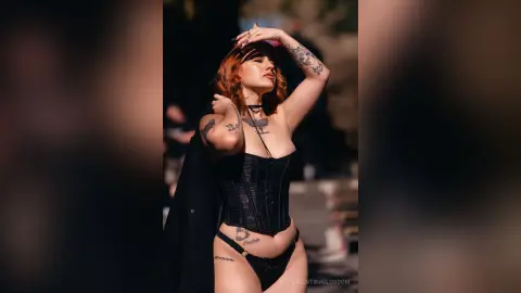 ValentinaBlossom — 𝑺𝒘𝒆𝒆𝒕 𝒆𝒍𝒆𝒈𝒂𝒏𝒄𝒆