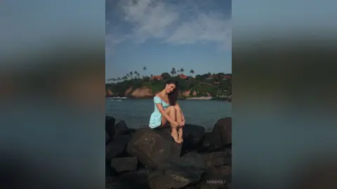 AnneHolt — Salty waves of Sri Lanka