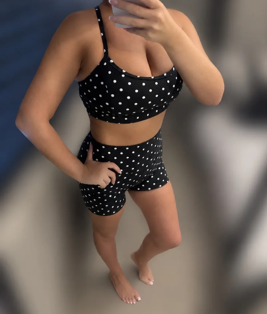 SexySaraxoxo — Streamate Photos