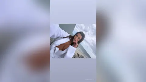 VanesaDevin — Vitamin V🤍