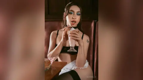 AliceBelov — Join me for dinner.