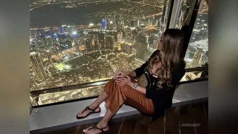 Jane — Dubai