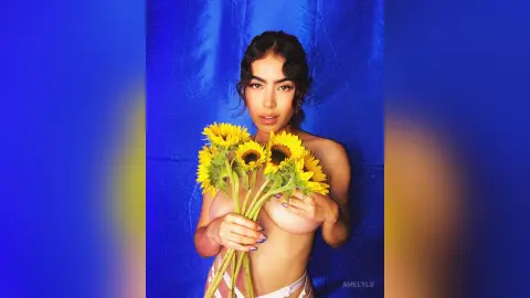 AmelyLu — 𝕤𝕦𝕟𝕗𝕝𝕠𝕨𝕖𝕣𝕤